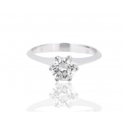 Помолвочное кольцо с бриллиантом 1.04ct.