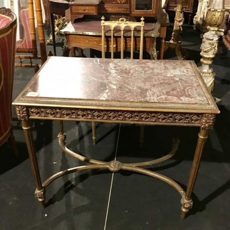 Антикварный столик в стиле Ампир