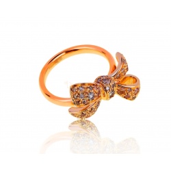 Достойное кольцо с бриллиантами Pomellato