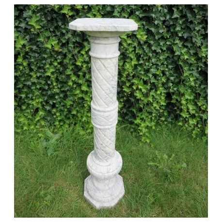 Антикварная колонна из мрамора